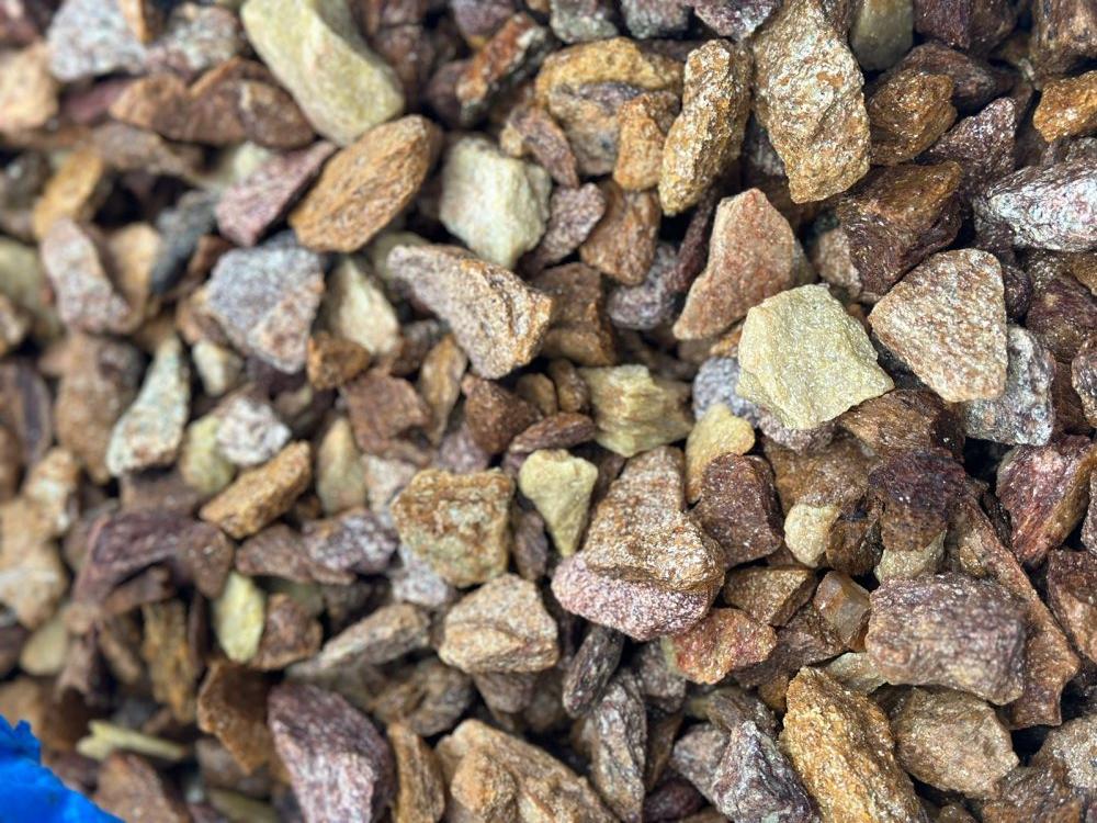 Златолит персиковый декоративная каменная крошка купить в Саранске