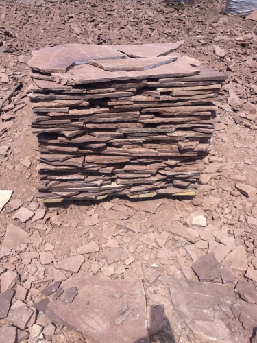 Плитняк лемезит бордовый для цоколя 1,5-2 см купить в Саранске