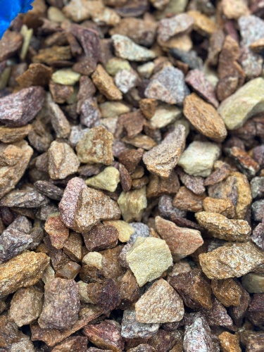 Златолит персиковый декоративная каменная крошка купить в Саранске