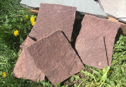 Плитняк лемезит бордовый для цоколя 1,5-2 см купить в Саранске