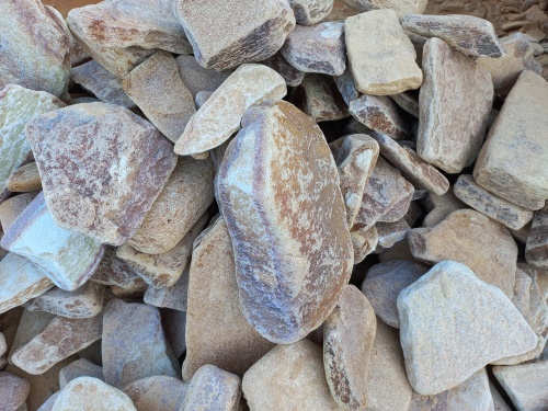 Златолит жёлтый, жёлто-зелёный глыбки и валуны для ланшафтного дизайна купить в Саранске