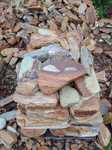 Златолит жёлтый, жёлто-зелёный глыбки и валуны для ланшафтного дизайна купить в Саранске