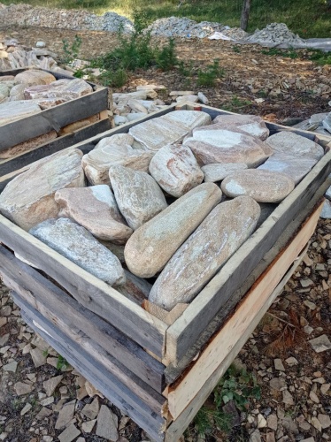 Златолит жёлтый, жёлто-зелёный глыбки и валуны для ланшафтного дизайна купить в Саранске