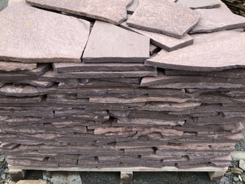 Плитняк лемезит бордовый для облицовки цоколя 20-25 мм  купить в Саранске