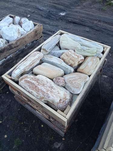 Златолит жёлтый, жёлто-зелёный глыбки и валуны для ланшафтного дизайна купить в Саранске